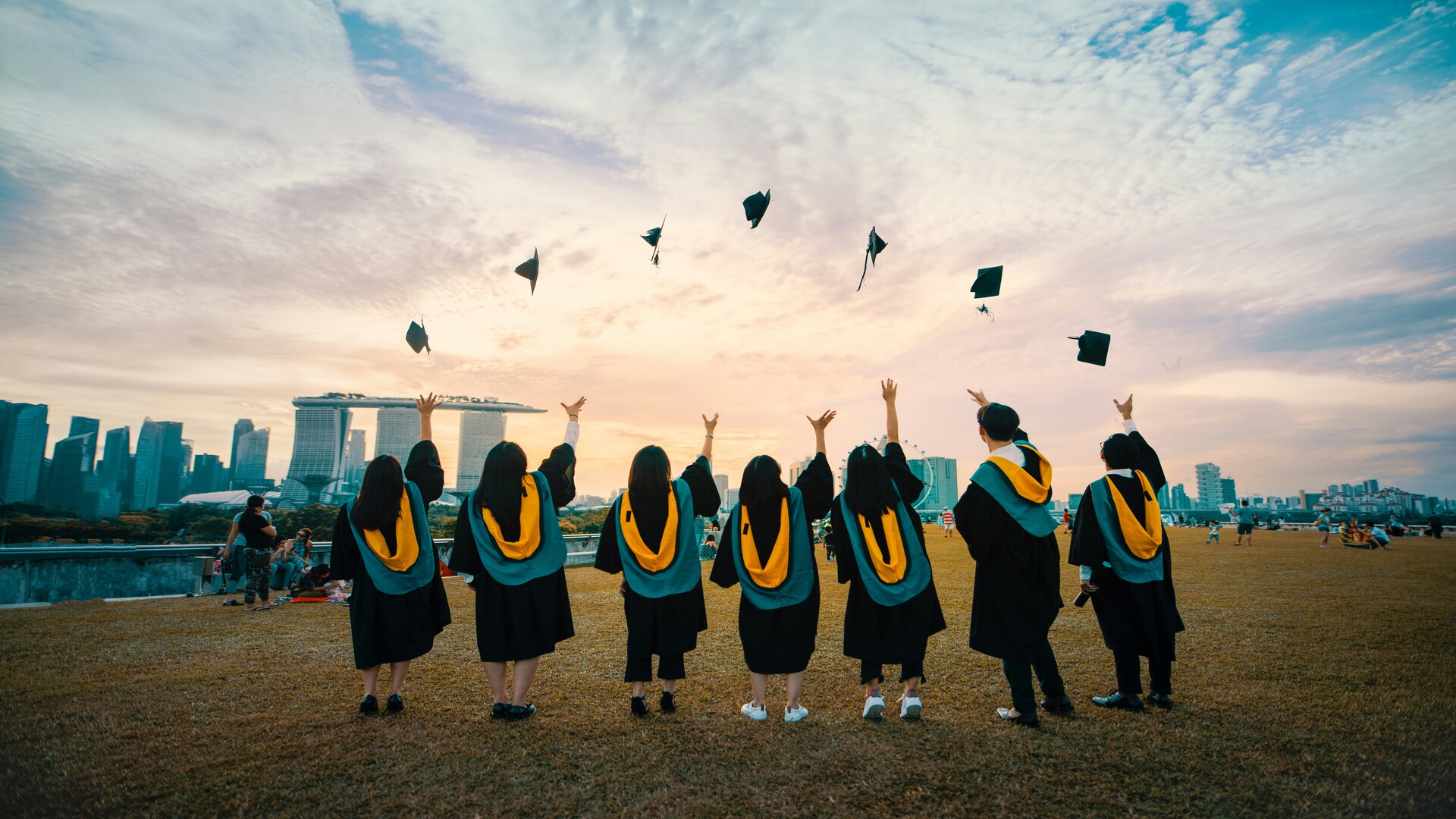 The Ultimate Guide: Top Scholarships Available in 2025 for International Students
